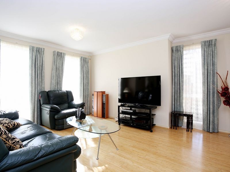 1 Clarke Place, Mount Waverley VIC 3149