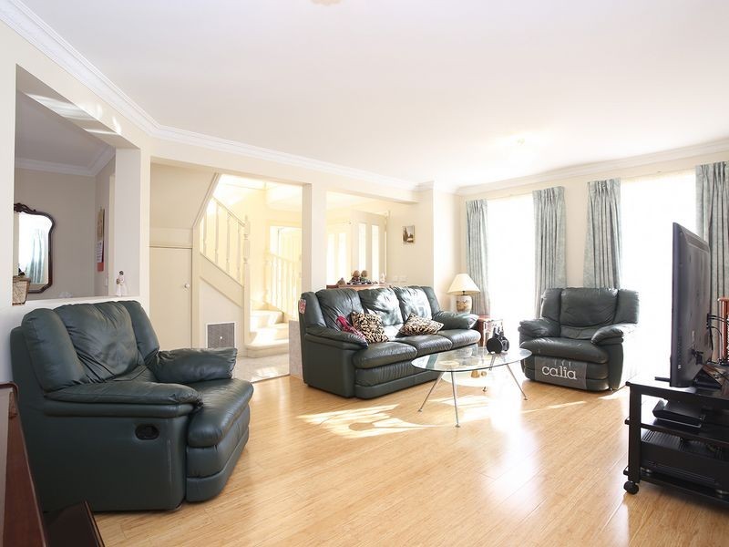 1 Clarke Place, Mount Waverley VIC 3149