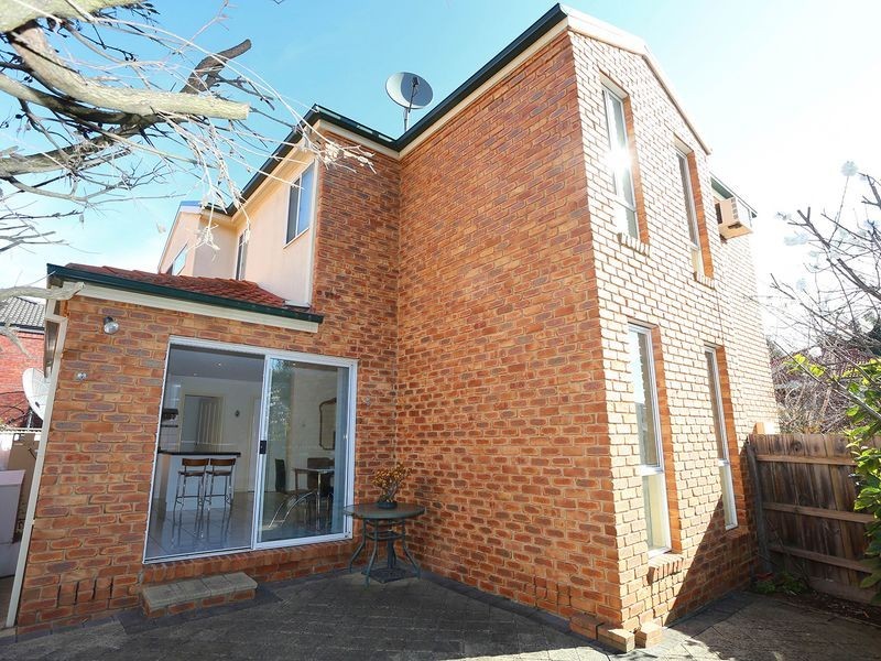 1 Clarke Place, Mount Waverley VIC 3149