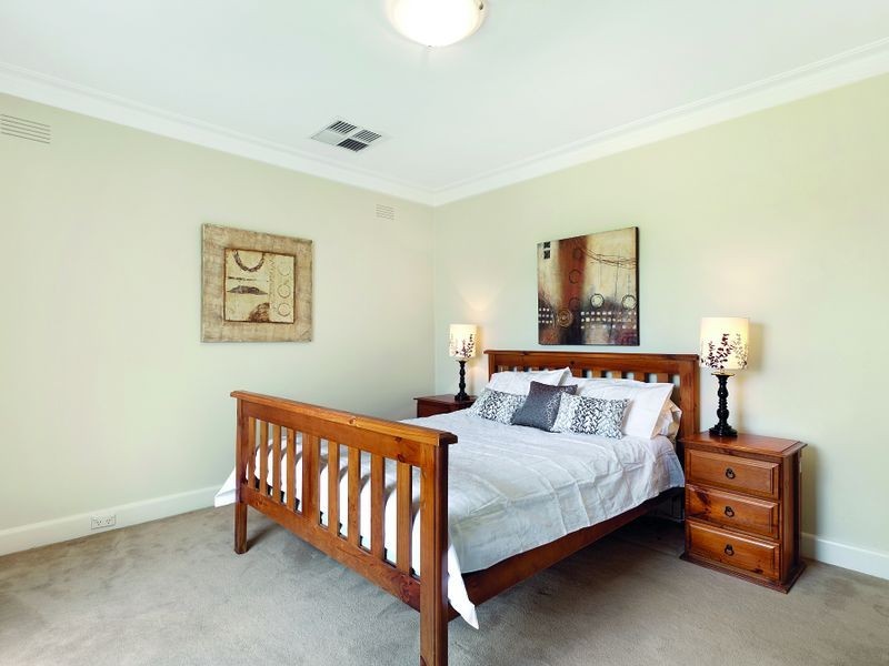 28 Herford Crescent, Balwyn VIC 3103