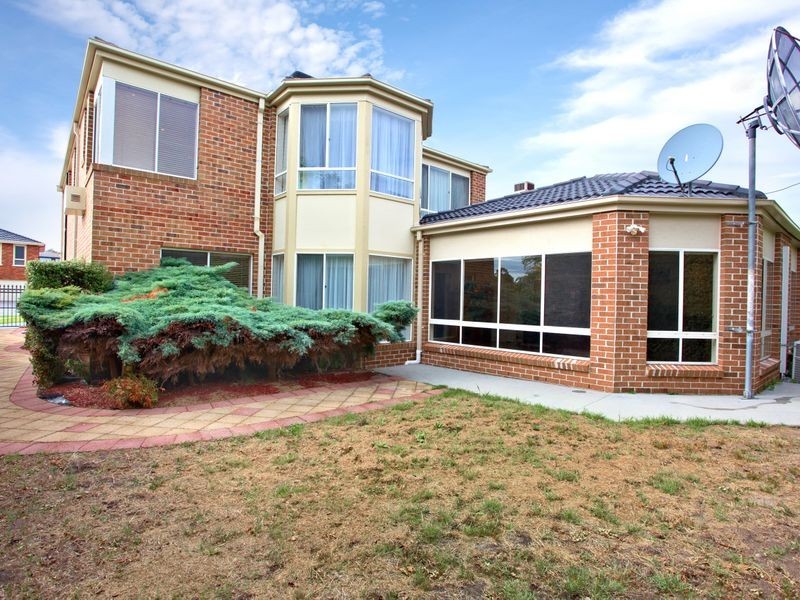 43 Kwinana St, Glen Waverley VIC 3150