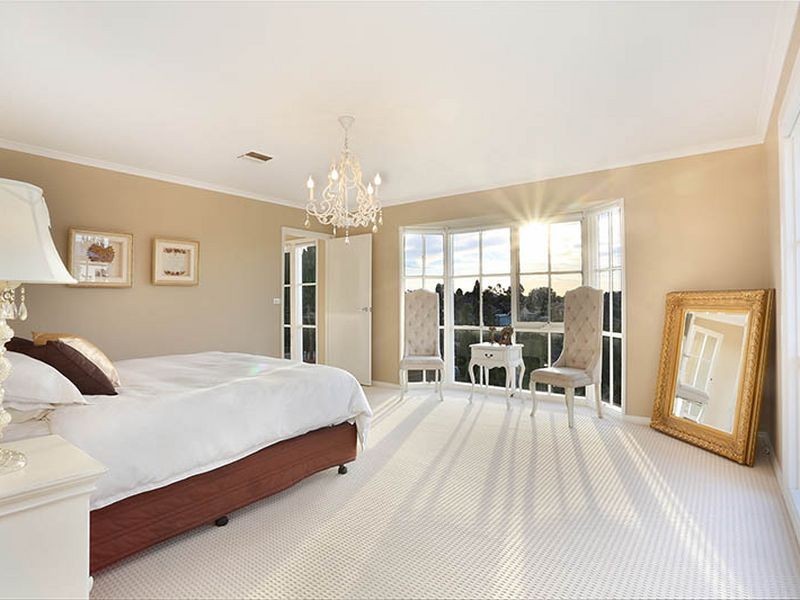 9 Harkaway Rise, Doncaster East VIC 3109