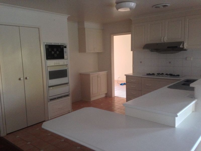 6 Lemair Avenue, Glen Waverley VIC 3150