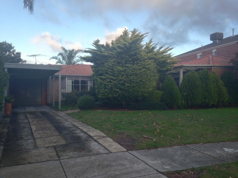 6 Lemair Avenue, Glen Waverley VIC 3150