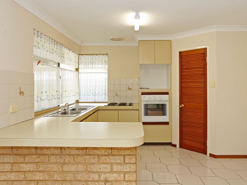 3 Leichhardt Drive, Two Rocks WA 6037