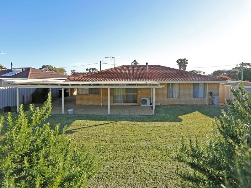 3 Leichhardt Drive, Two Rocks WA 6037