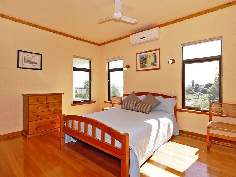 15 Gretel Court, Two Rocks WA 6037