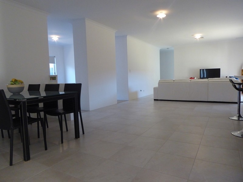 7 Danbulla Loop, Yanchep WA 6035