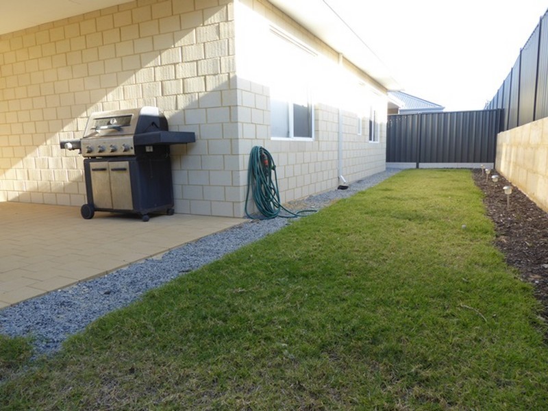 7 Danbulla Loop, Yanchep WA 6035