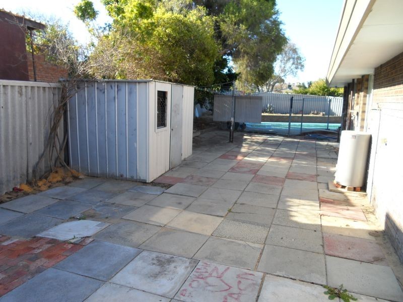 3 Birnam Court, Yanchep WA 6035