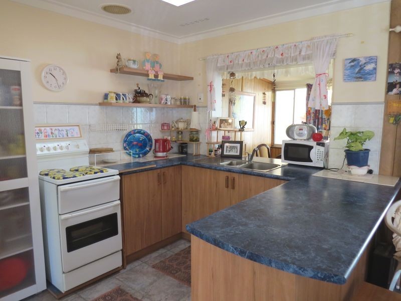 45 Whitfield Drive, Two Rocks WA 6037