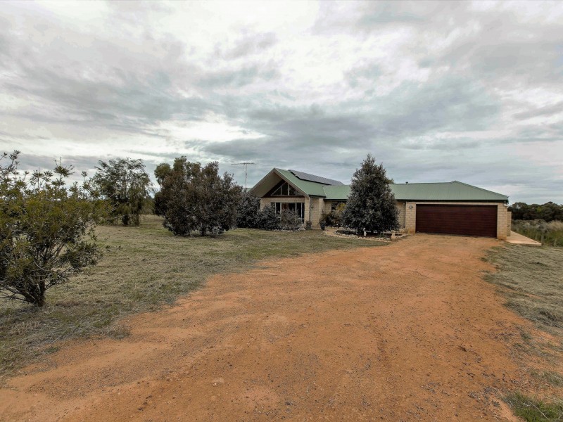 111 Seaflower Way, Wilbinga WA 6041
