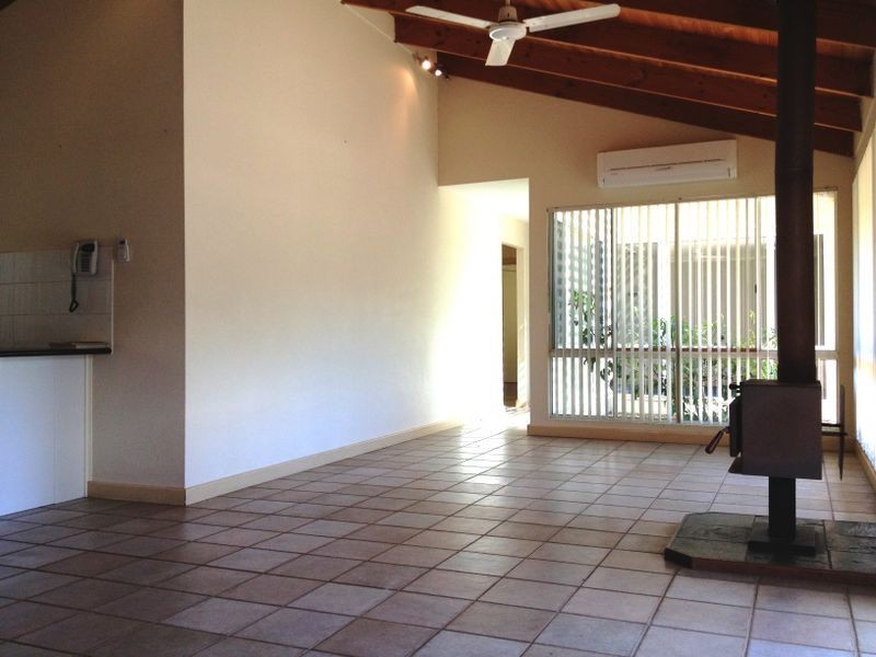 16 Oldham Way, Yanchep WA 6035