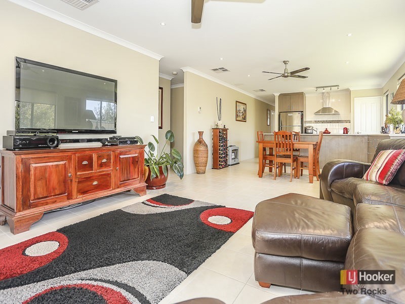 20 Blackwood Meander, Yanchep WA 6035