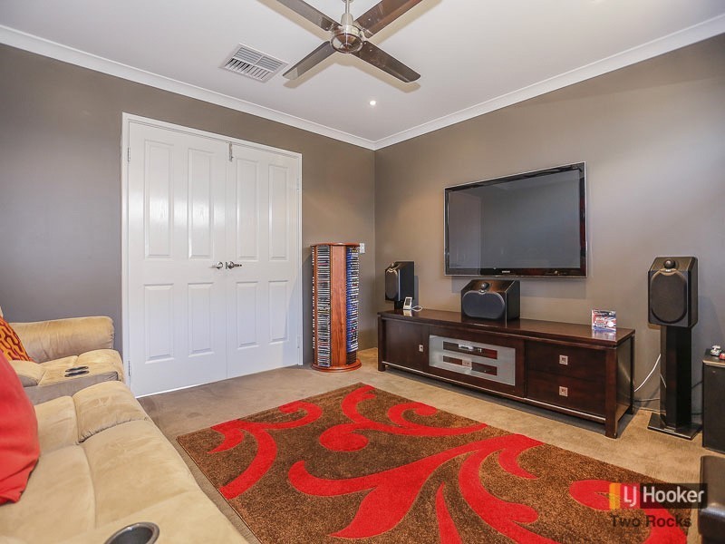 20 Blackwood Meander, Yanchep WA 6035