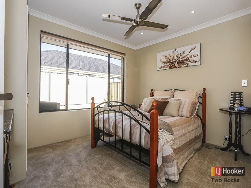 20 Blackwood Meander, Yanchep WA 6035