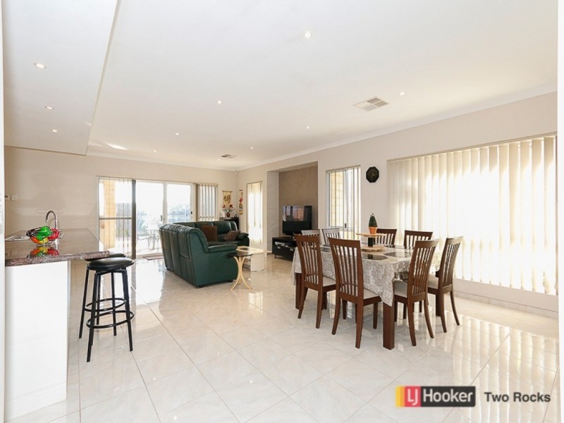 19 Flax Road, Yanchep WA 6035