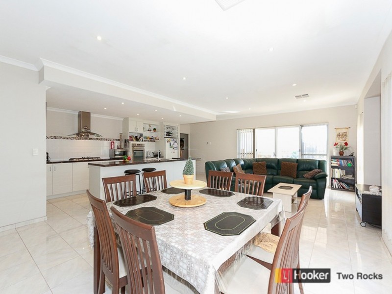 19 Flax Road, Yanchep WA 6035