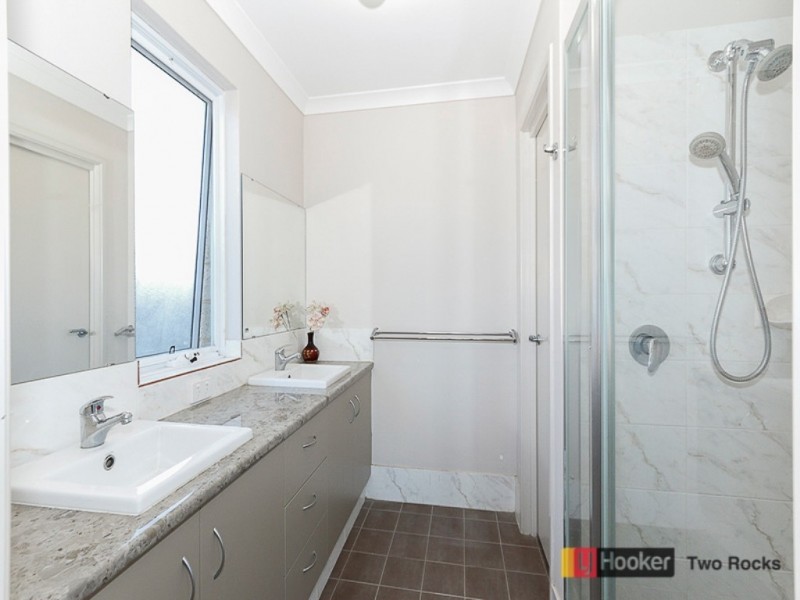 19 Flax Road, Yanchep WA 6035