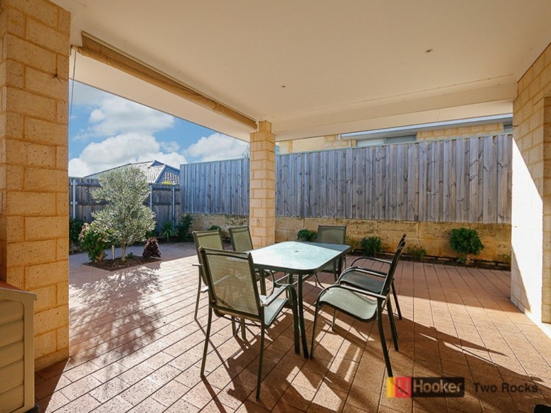 19 Flax Road, Yanchep WA 6035