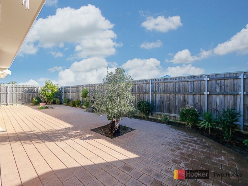 19 Flax Road, Yanchep WA 6035