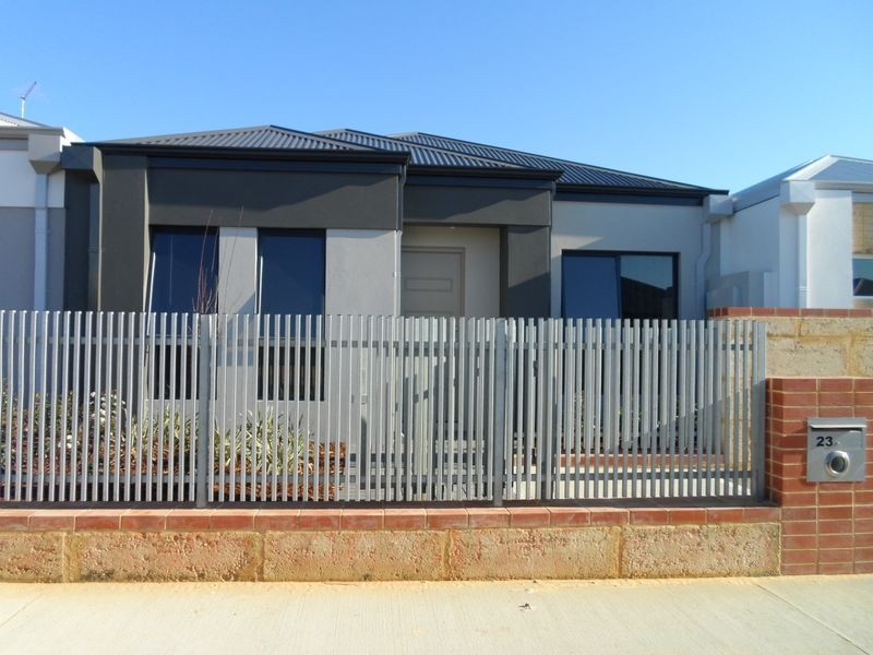 23 Perkins Drive, Clarkson WA 6030