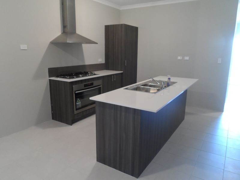 23 Perkins Drive, Clarkson WA 6030