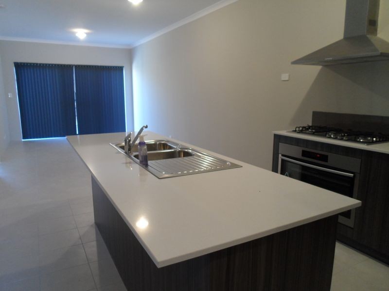 23 Perkins Drive, Clarkson WA 6030