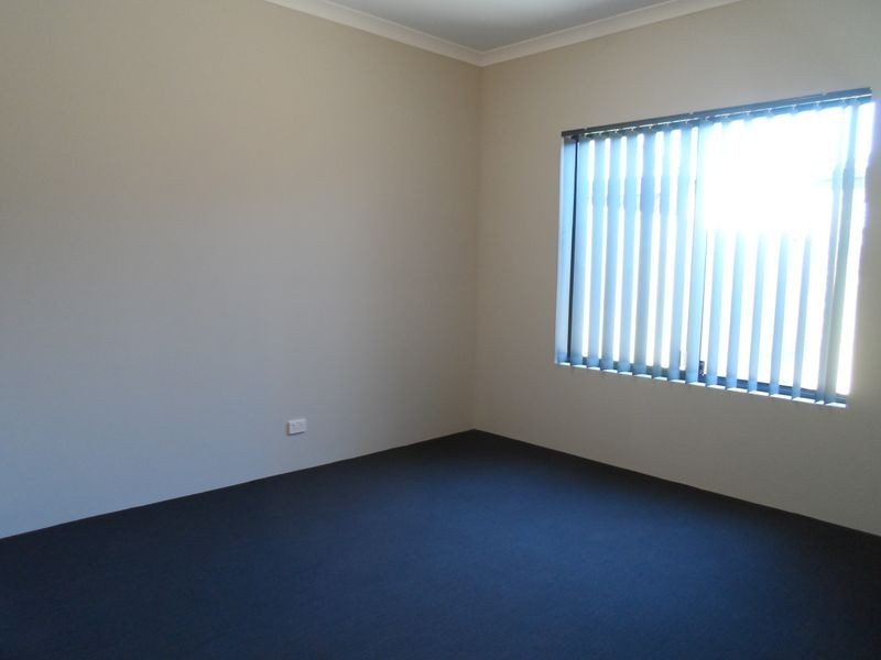 23 Perkins Drive, Clarkson WA 6030