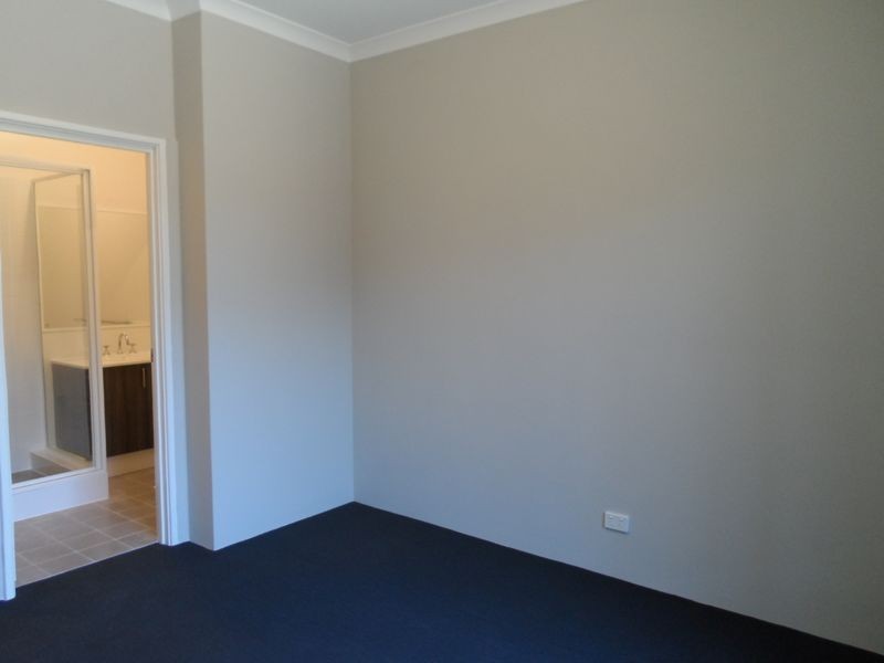 23 Perkins Drive, Clarkson WA 6030