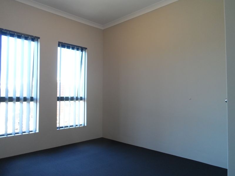 23 Perkins Drive, Clarkson WA 6030