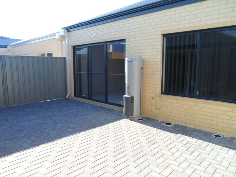 23 Perkins Drive, Clarkson WA 6030