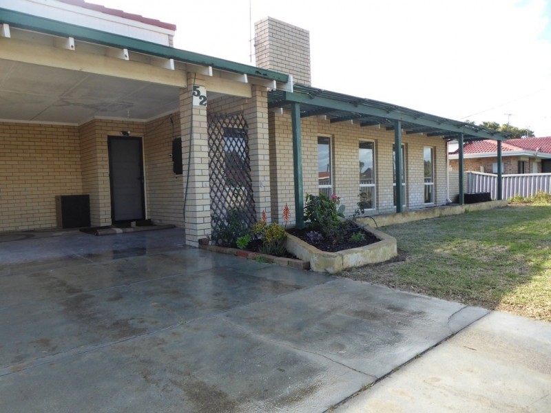 52 Whitfield Drive, Two Rocks WA 6037