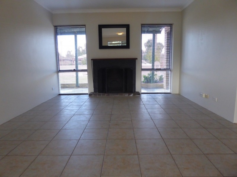 52 Whitfield Drive, Two Rocks WA 6037