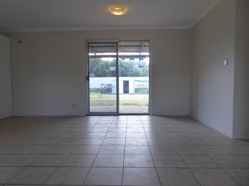 52 Whitfield Drive, Two Rocks WA 6037