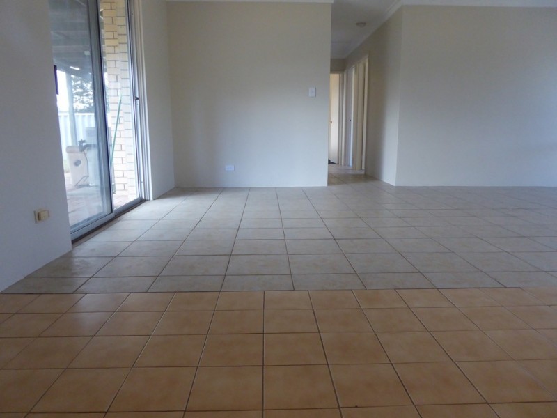 52 Whitfield Drive, Two Rocks WA 6037