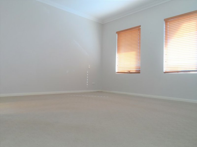 48 Lindsay Beach Boulevard, Yanchep WA 6035