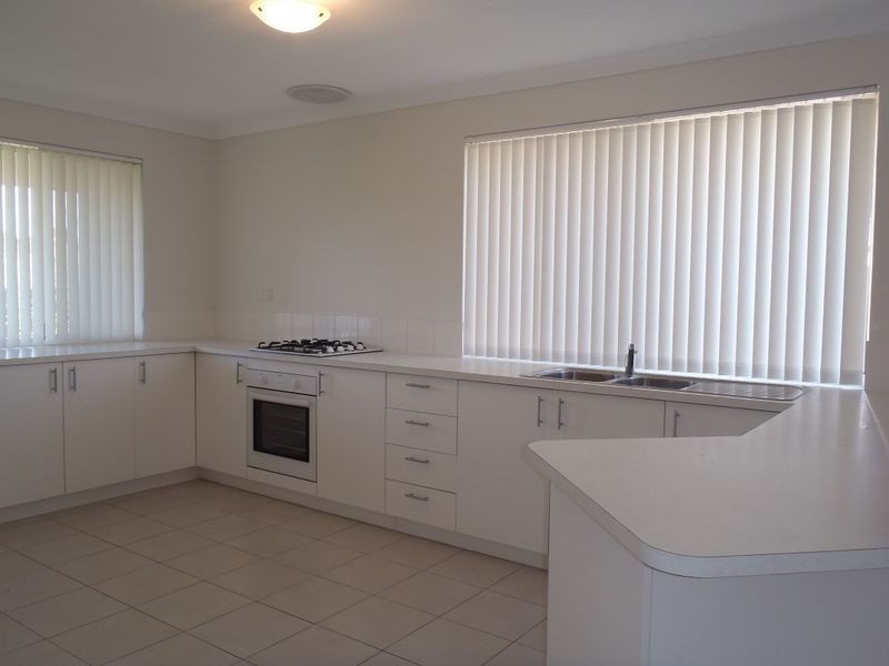 38 Blackwood Meander, Yanchep WA 6035