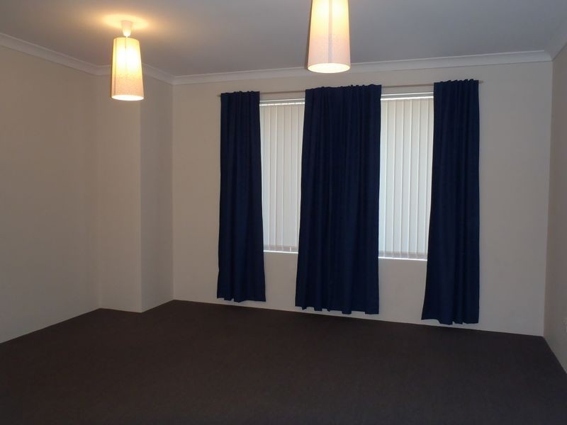 38 Blackwood Meander, Yanchep WA 6035