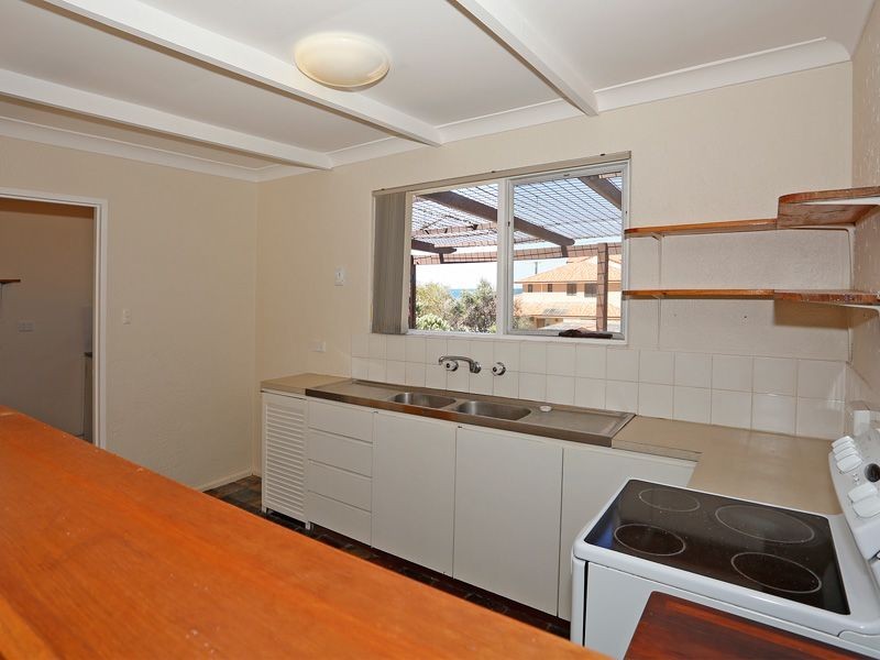 11 Compass Circle, Yanchep WA 6035