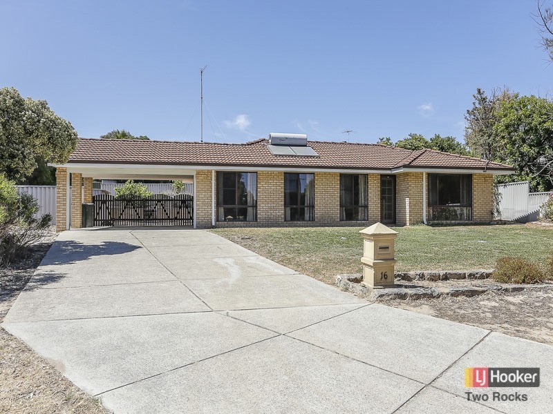 16 Hartland Place, Yanchep WA 6035