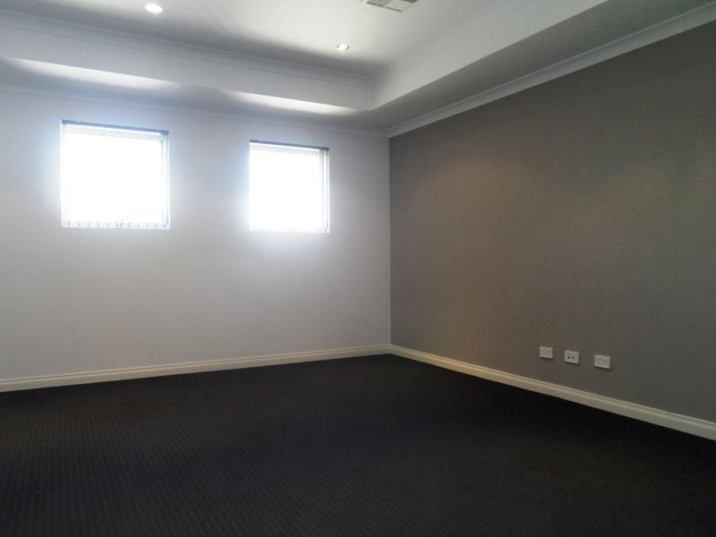 23 Mullins Way, Yanchep WA 6035