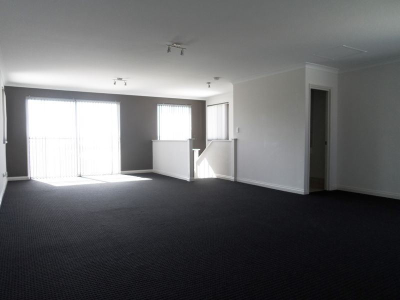 23 Mullins Way, Yanchep WA 6035