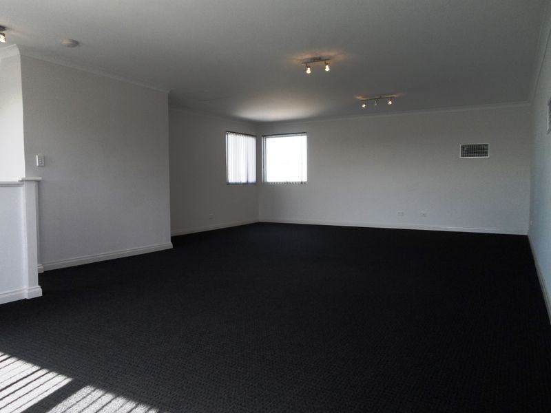 23 Mullins Way, Yanchep WA 6035