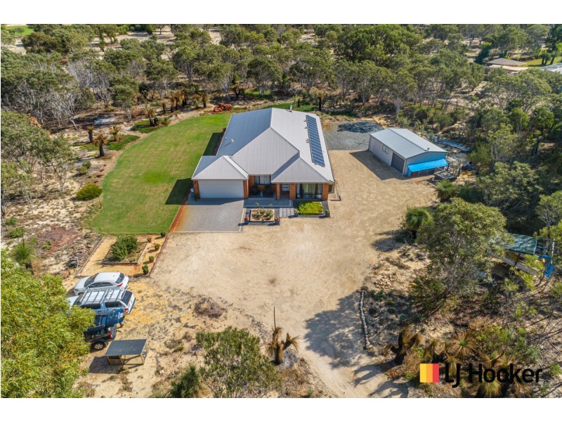 71 Bushwood Follow, Two Rocks WA 6037
