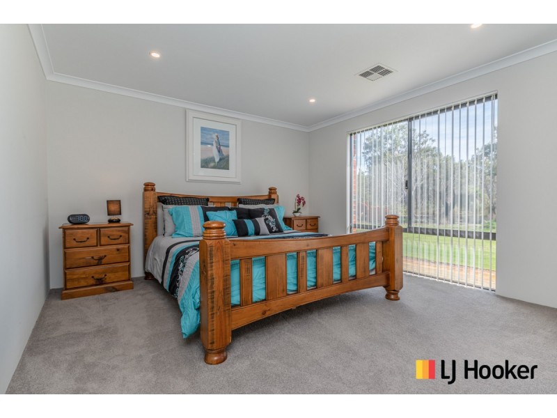 71 Bushwood Follow, Two Rocks WA 6037