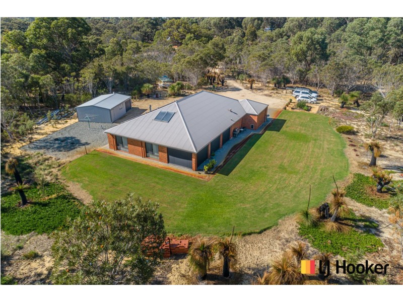 71 Bushwood Follow, Two Rocks WA 6037