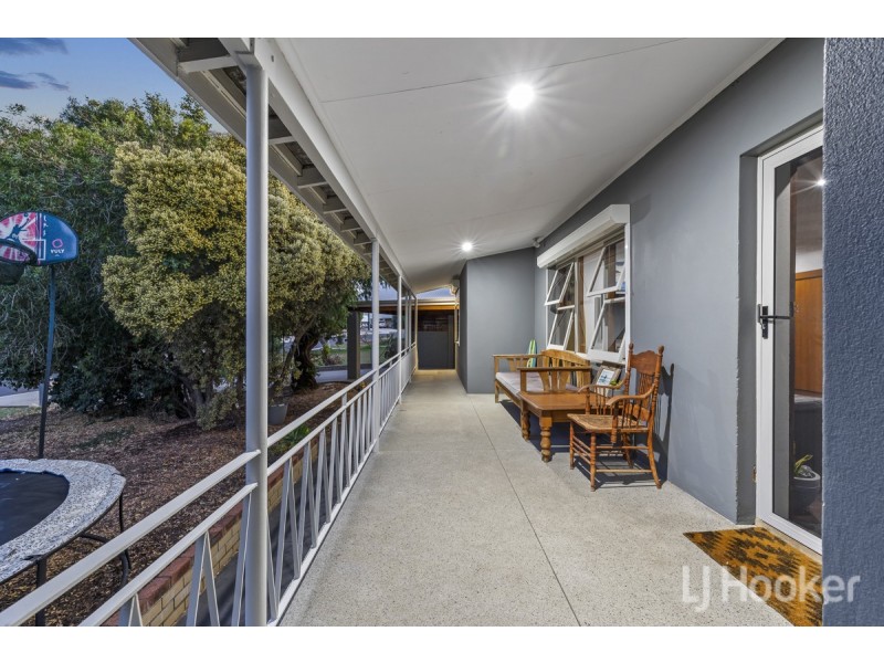 7 Trotman Crescent, Yanchep WA 6035