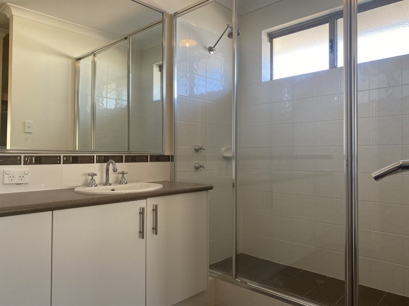 12 Bream Way, Yanchep WA 6035