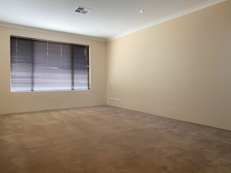 12 Bream Way, Yanchep WA 6035